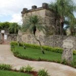 Коралловый Замок (Coral Castle) Коралловый Замок (Coral Castle)